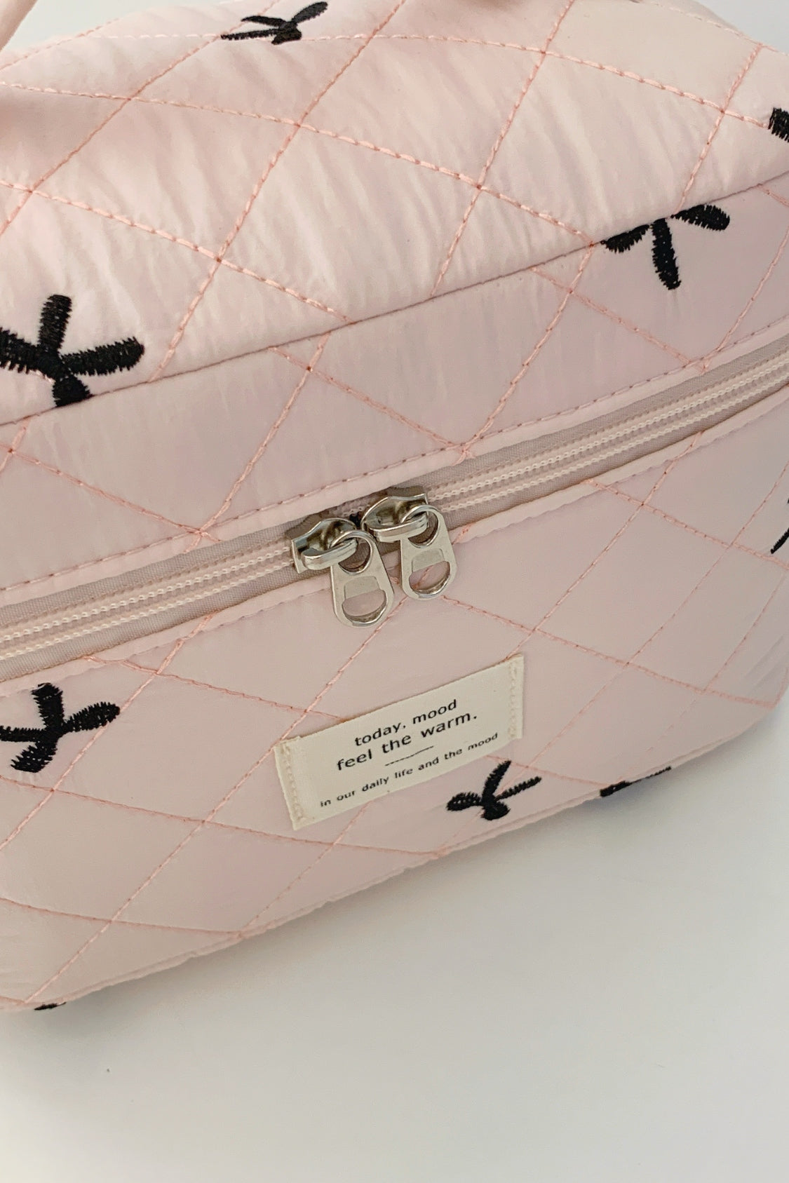 Large Bow Embroidered Quilted Storage Bag with Zip