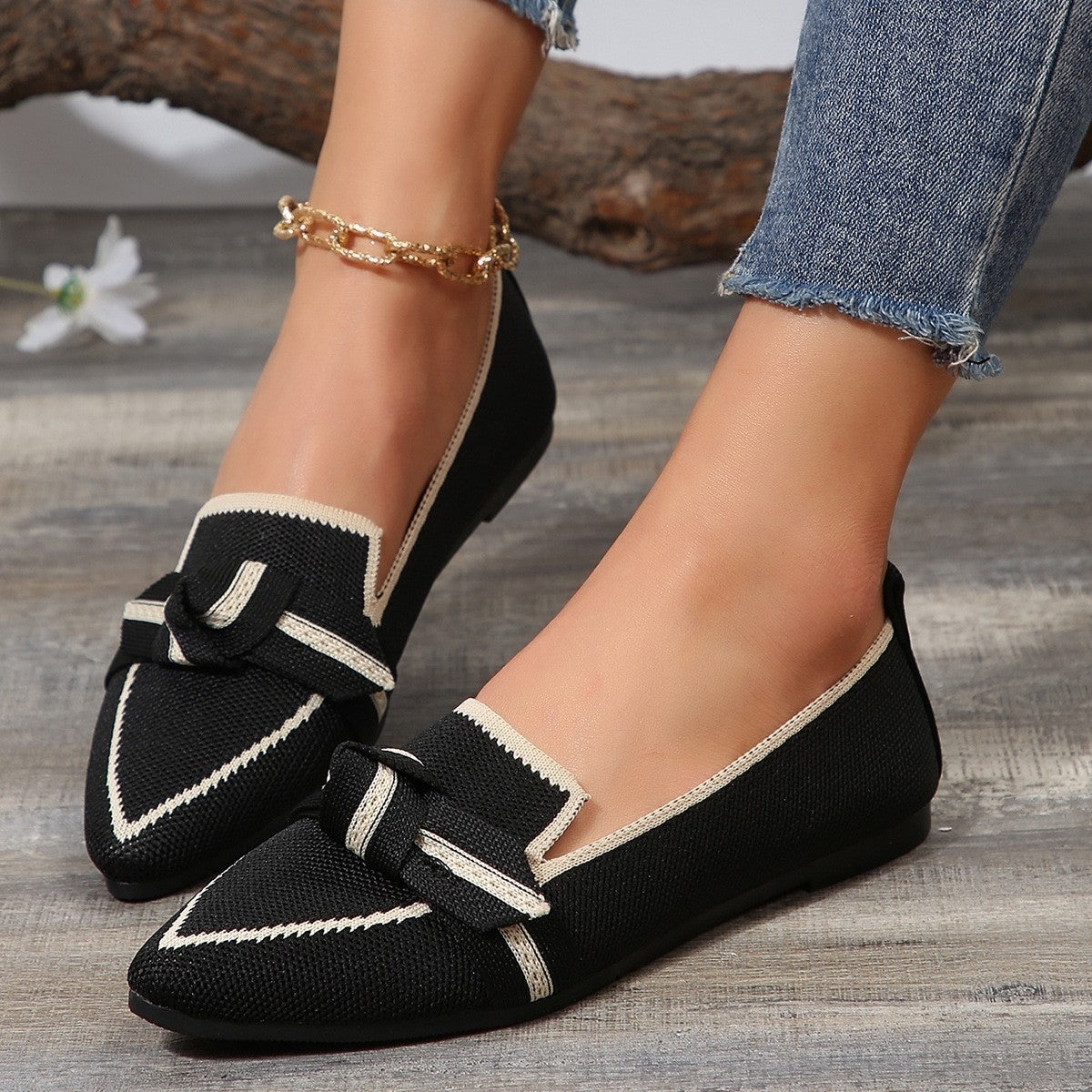 Bow Contrast Trim Pointed Toe Loafers