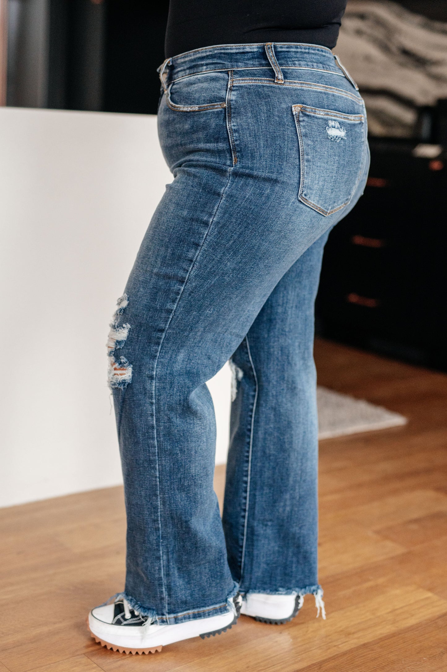 High Rise 90's Straight Jeans in Dark Wash by Judy Blue