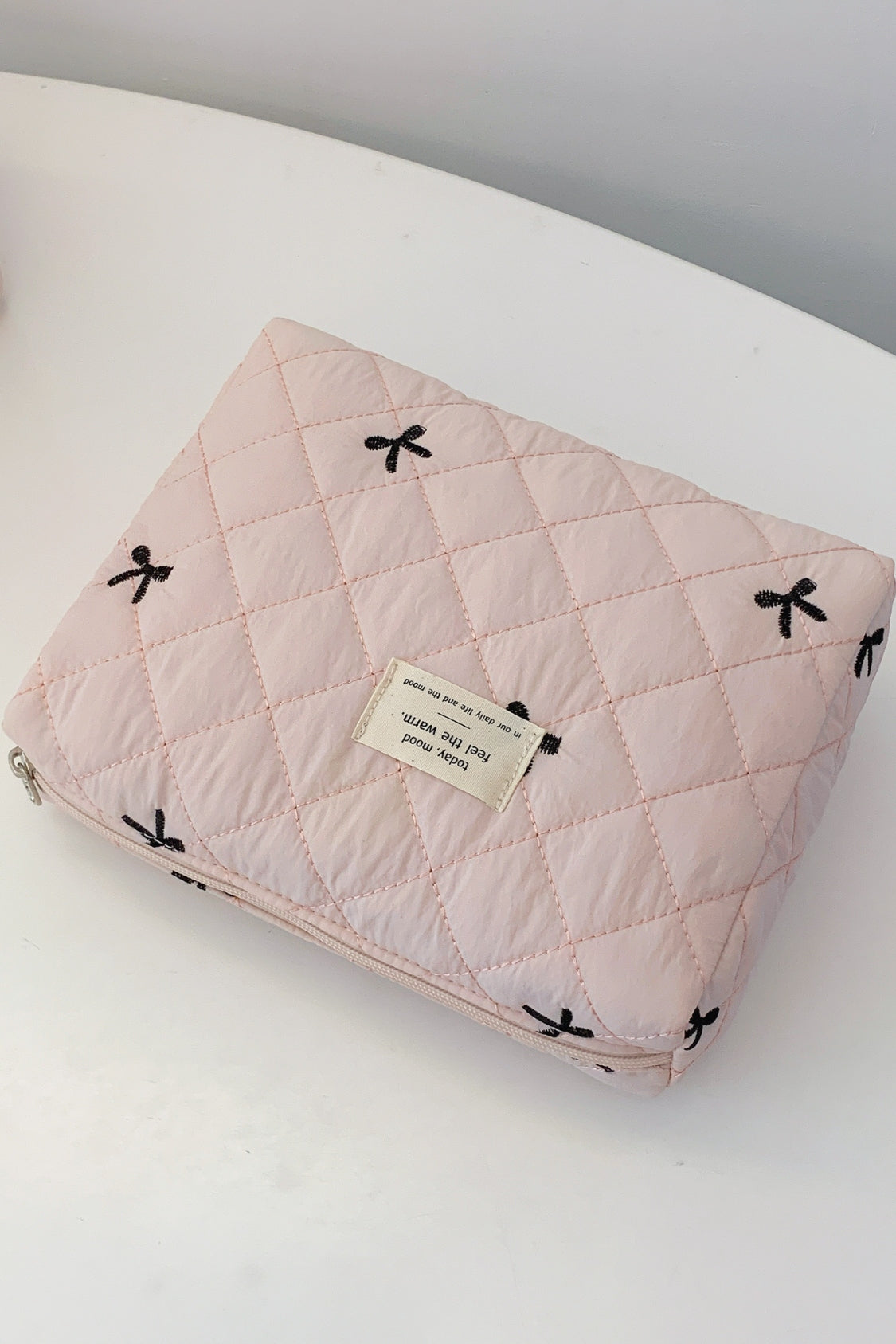 Medium Bow Embroidered Quilted Storage Bag