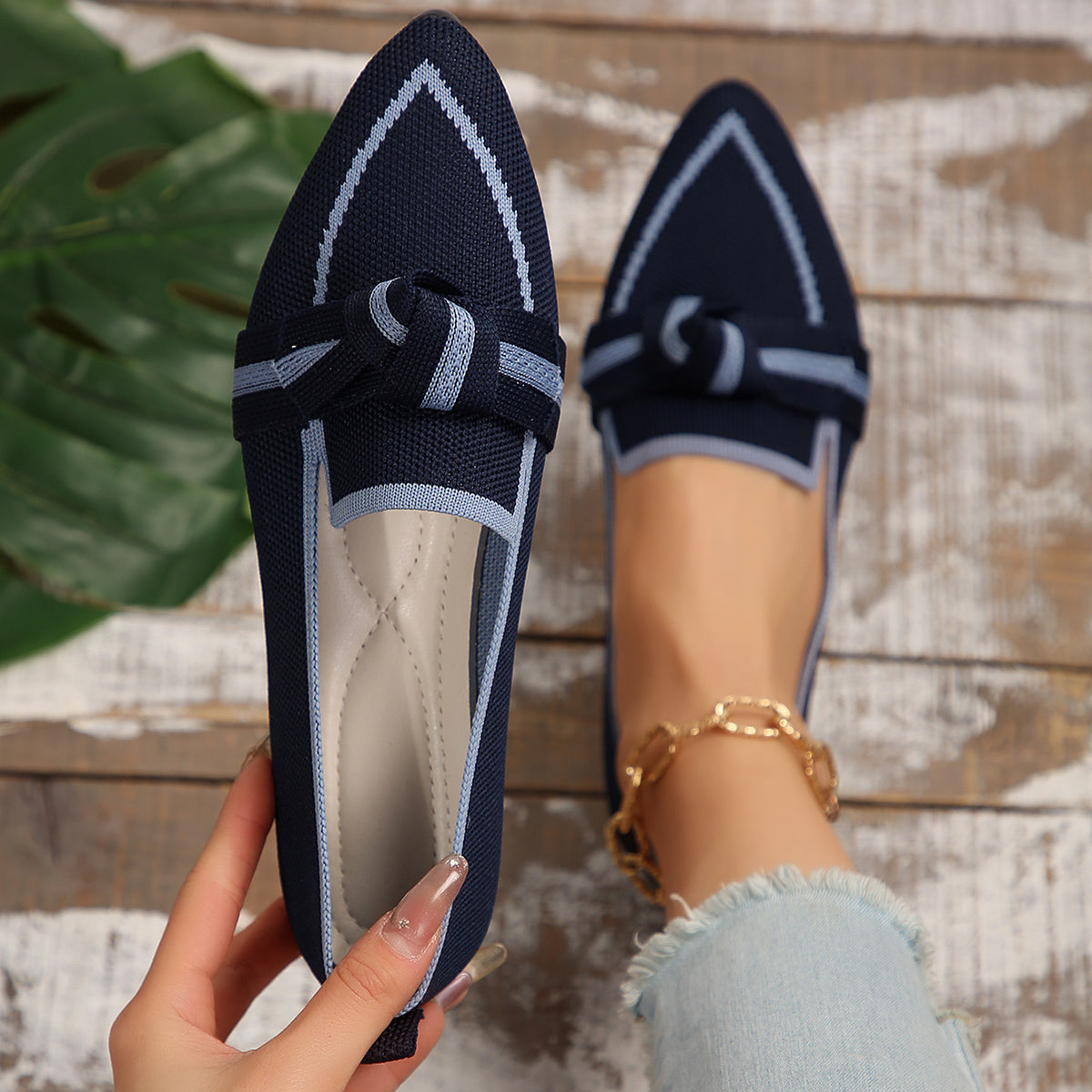 Bow Contrast Trim Pointed Toe Loafers