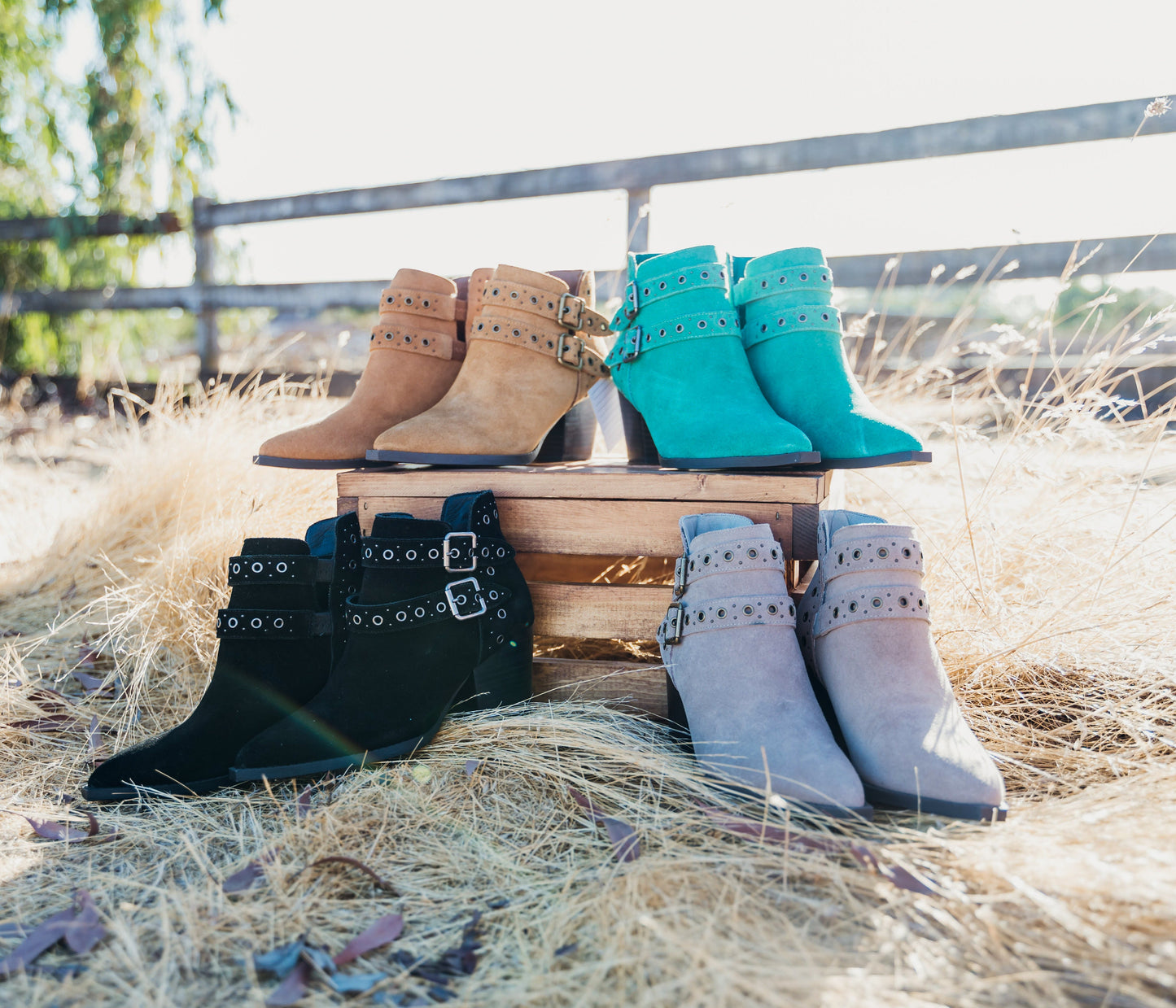Sarah Leather Ankle Boot in Teal